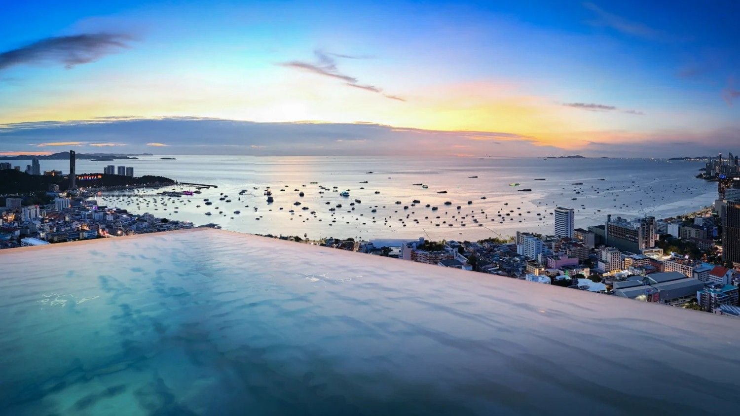 Sky Pool image 3