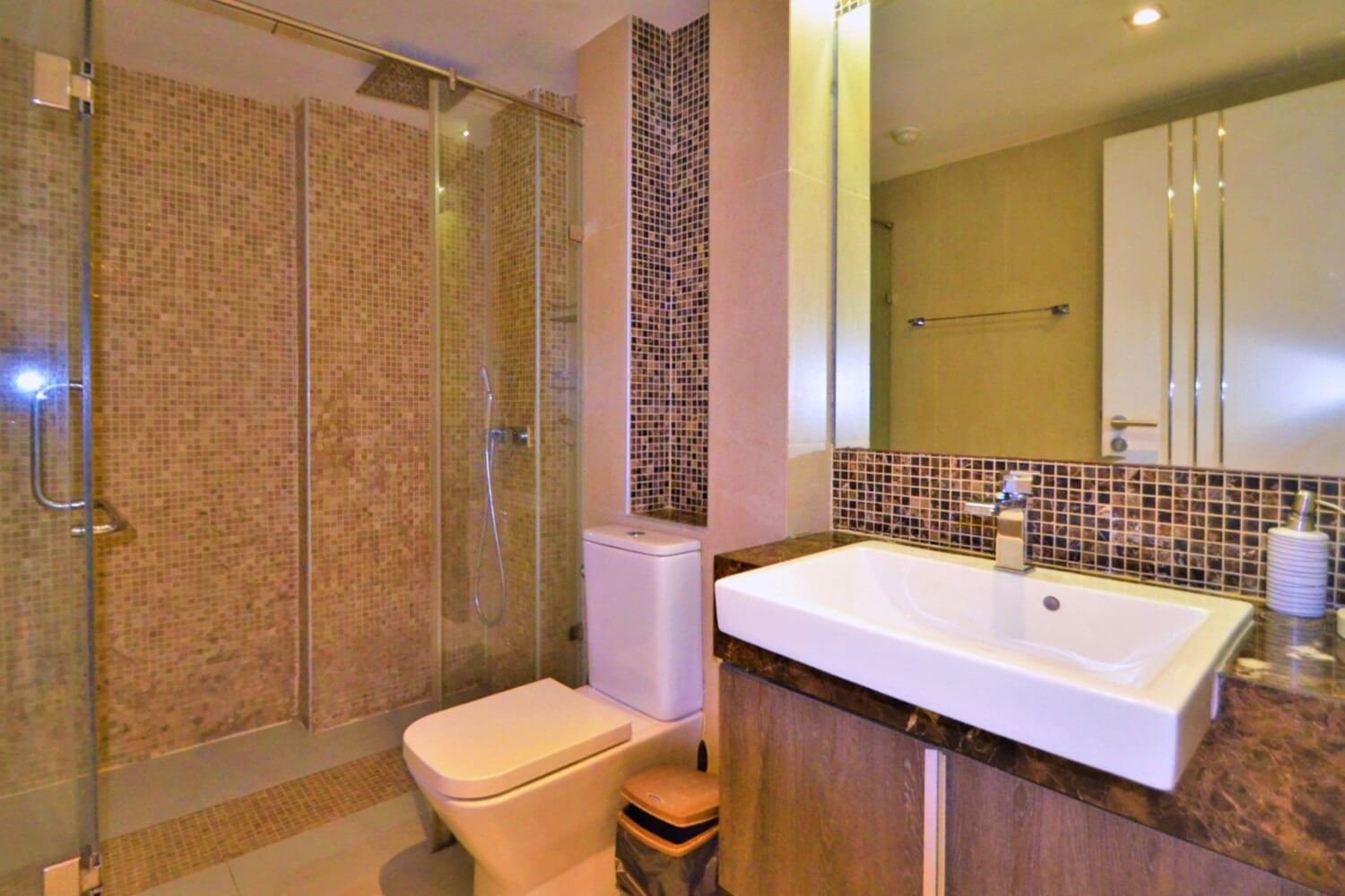 Centara Avenue Residence & Suites