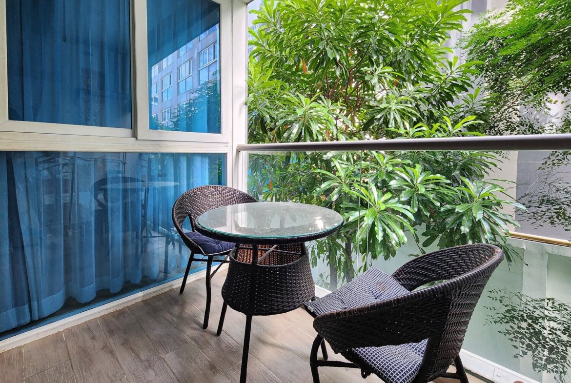 Centara Avenue Residence & Suites