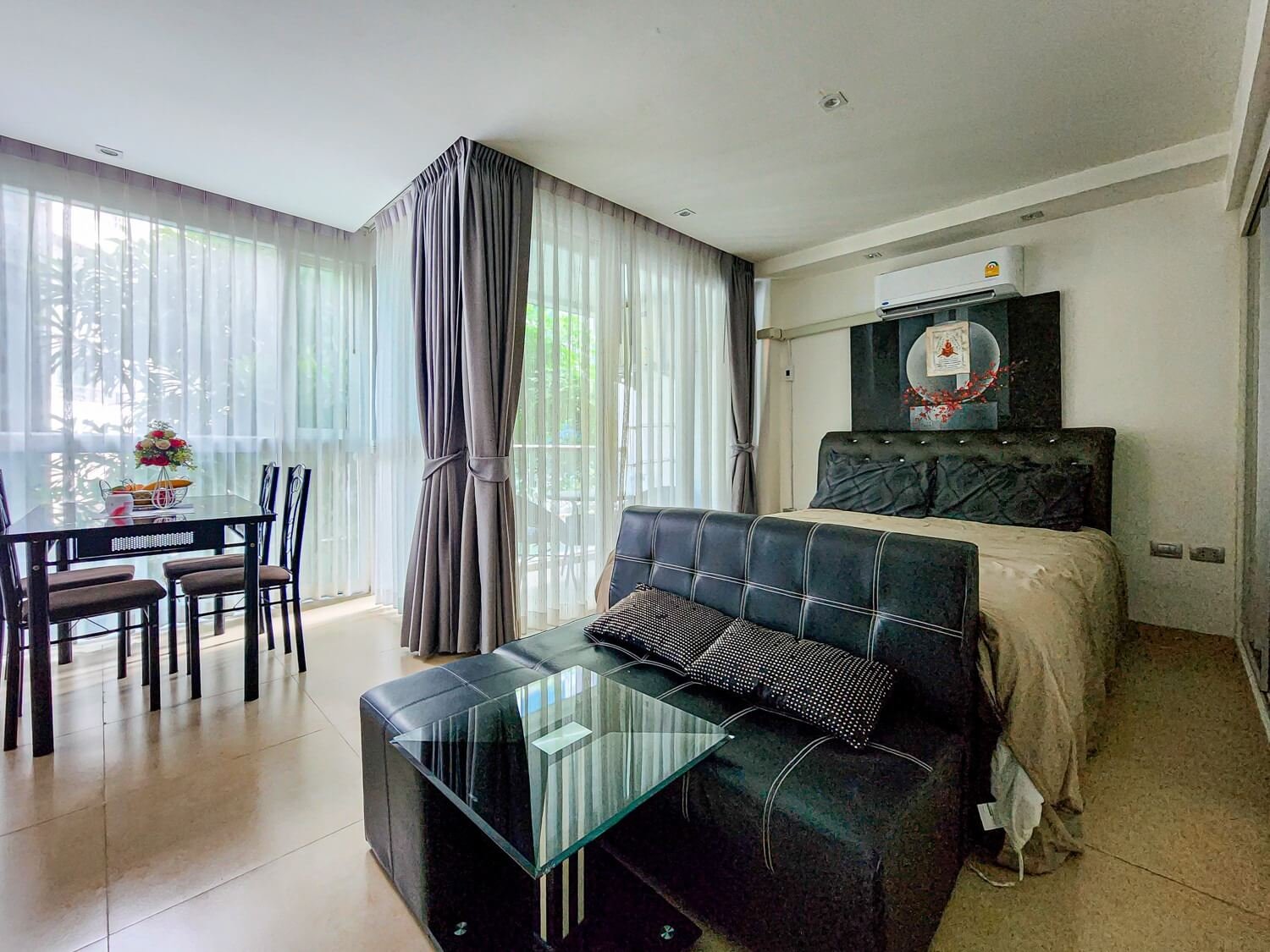 Centara Avenue Residence & Suites