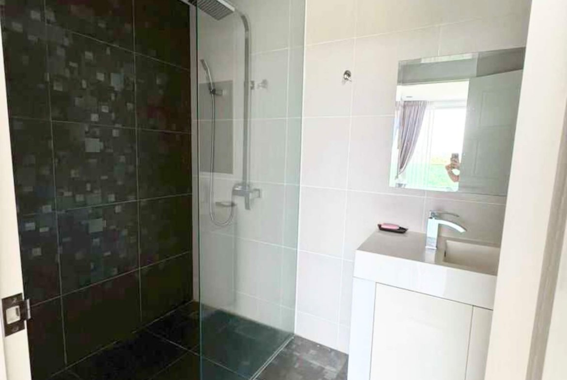 Club Royal Condo - select property pattaya