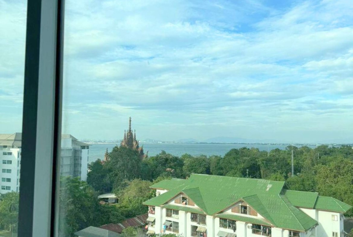 Club Royal Condo - select property pattaya