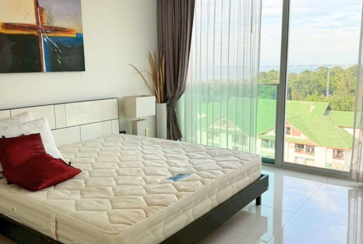 Club Royal Condo - select property pattaya