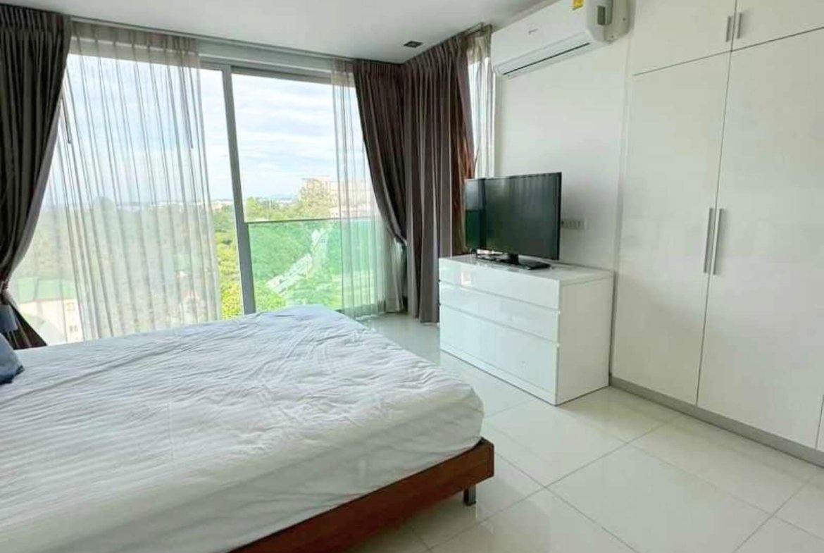 Club Royal Condo - select property pattaya