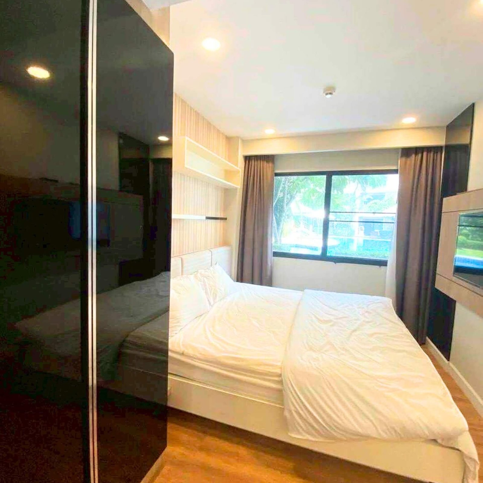 Dusit Grand Park 1 - select property pattaya