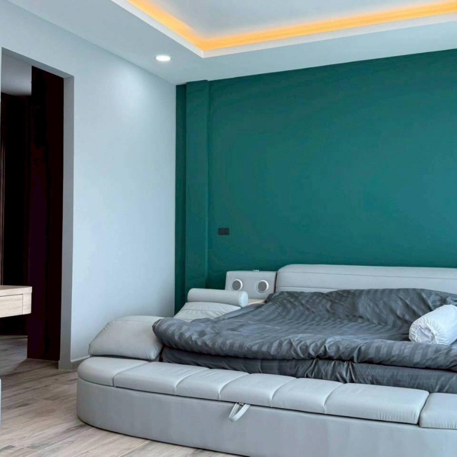 Luxury Homes at Impress House Village - select property pattaya