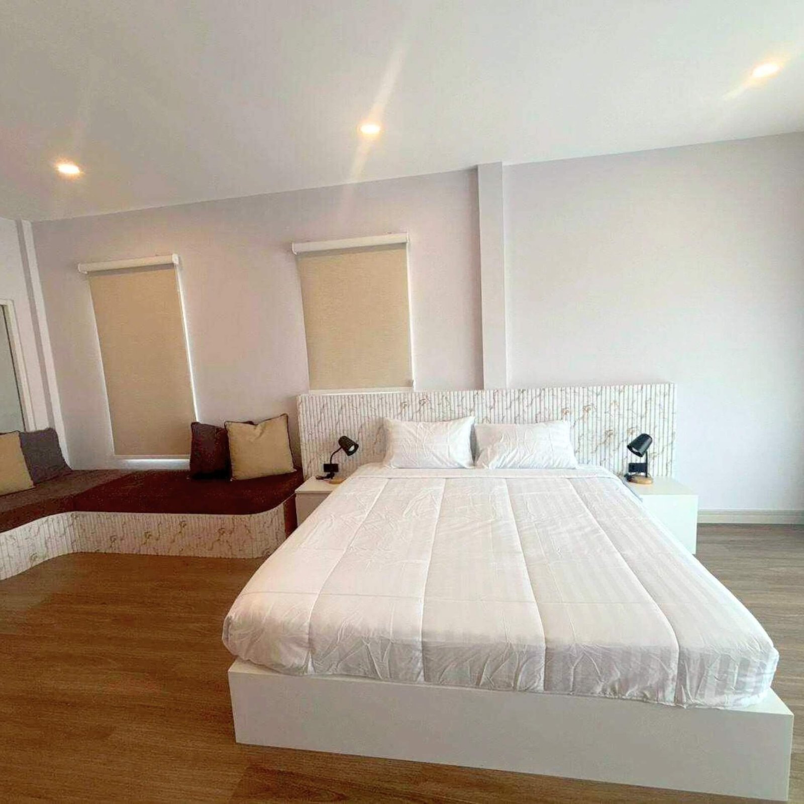 T.W. Garden Hill Pool Villa - select property pattaya