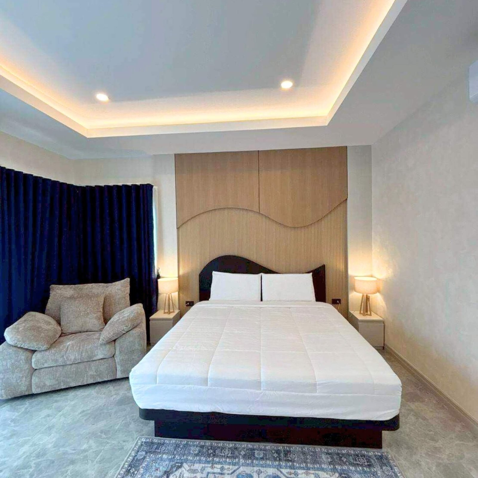 T.W. Garden Hill Pool Villa - select property pattaya