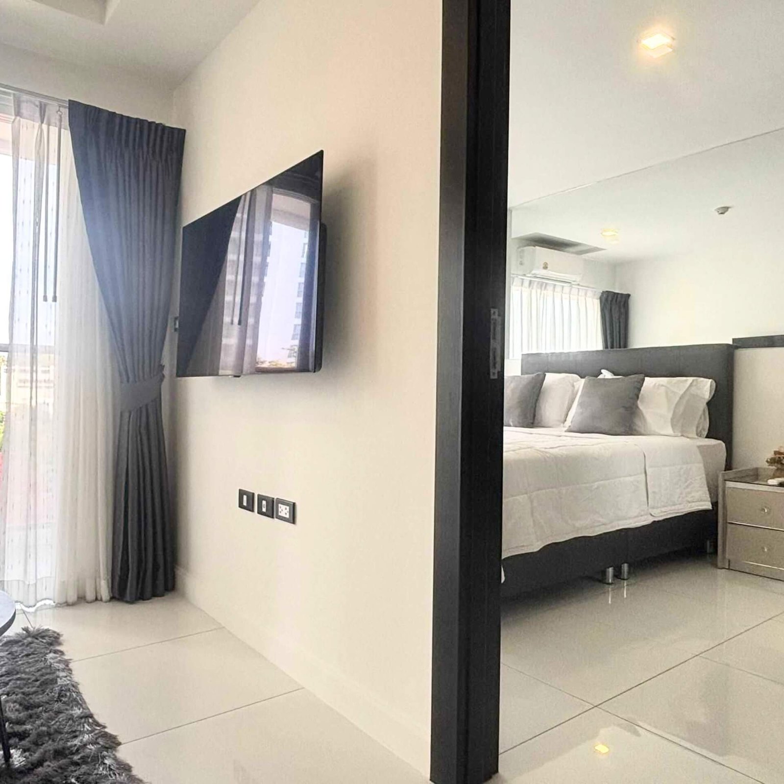 The Place Condo - select property pattaya