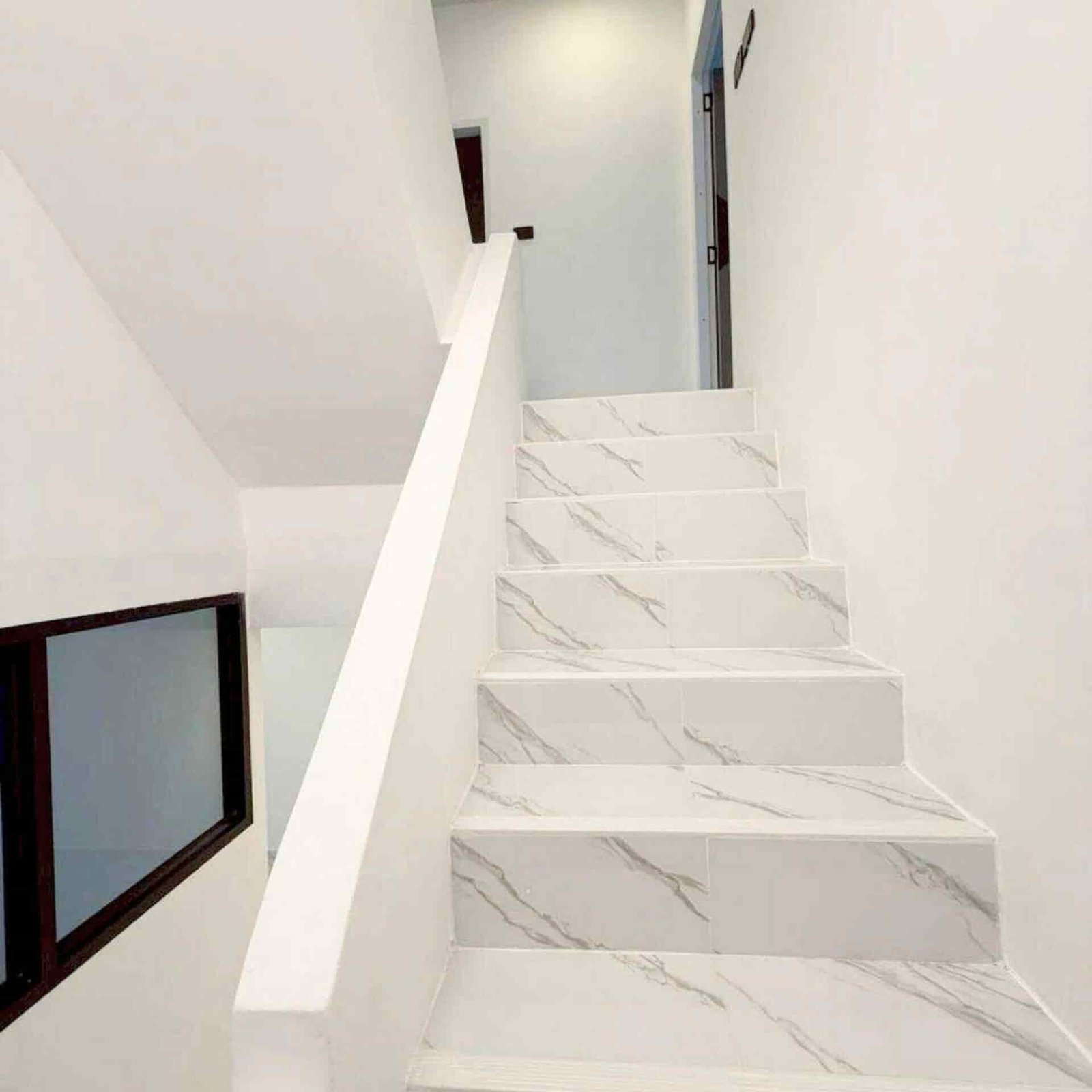 3-Storey TownHouse -SST2512121- select property pattay