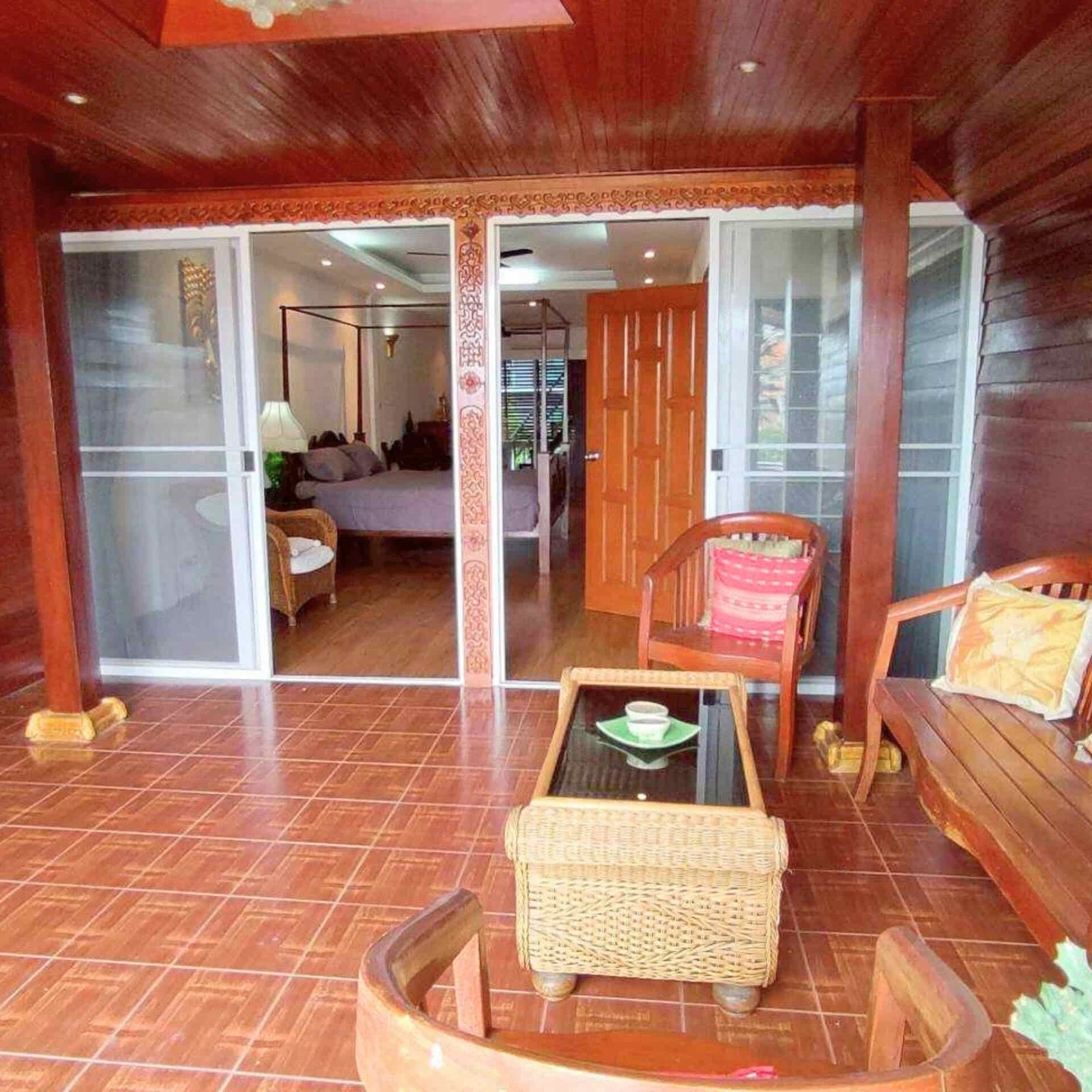 4-Storey Townhouse Pratamnak - SST2512128 - select property pattaya