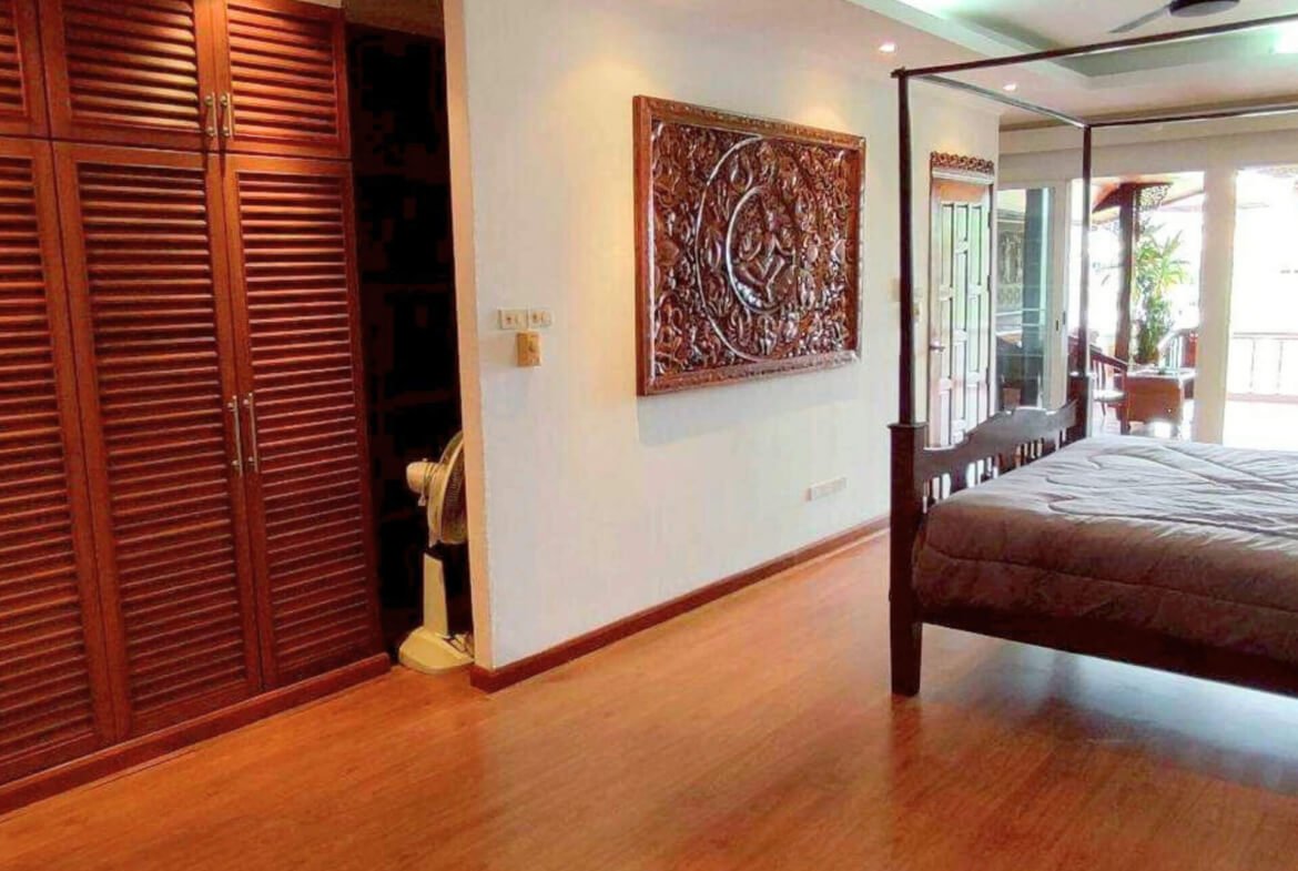 4-Storey Townhouse Pratamnak - SST2512128 - select property pattaya