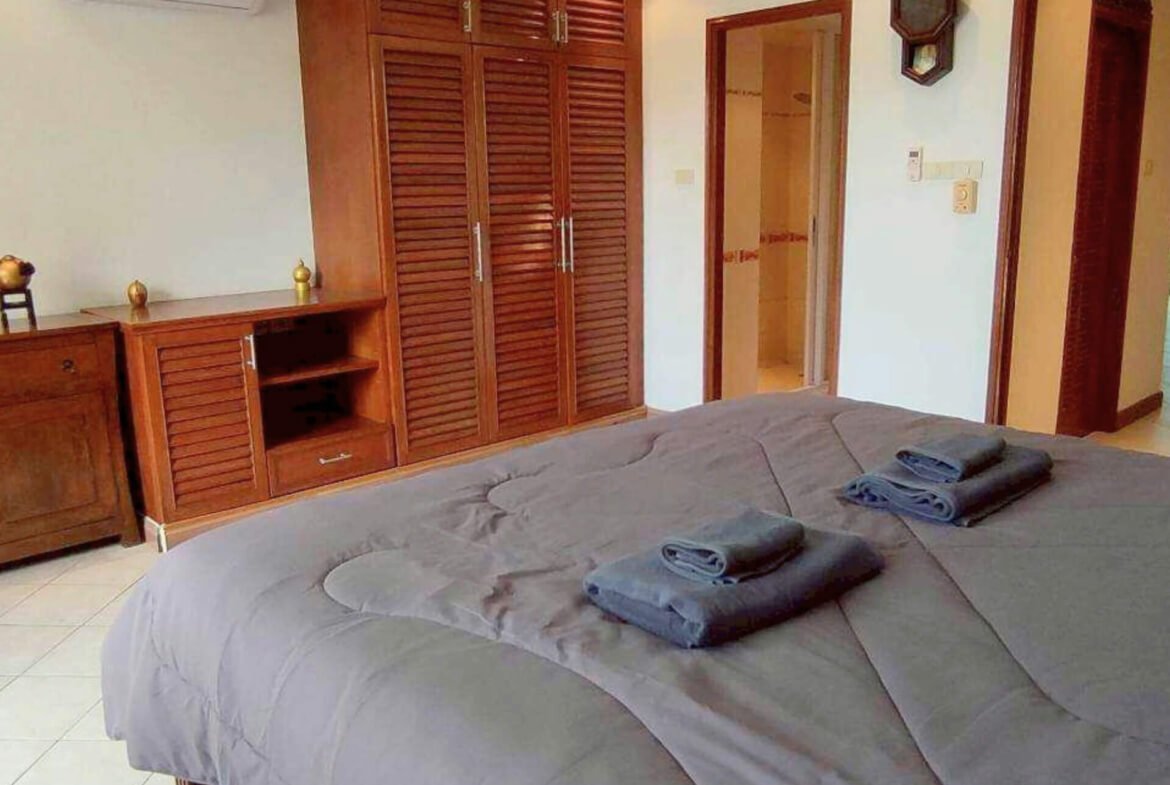 4-Storey Townhouse Pratamnak - SST2512128 - select property pattaya