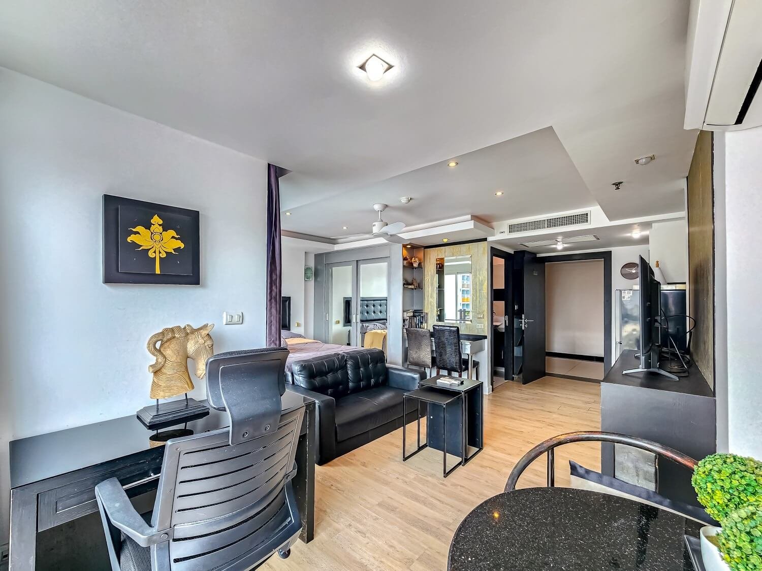 Avenue Residence 5th-Floor City Oasis in the Heart of Central Pattaya – select property pattaya (1) Avenue Residence 5th-Floor City Oasis in the Heart of Central Pattaya - select property pattaya