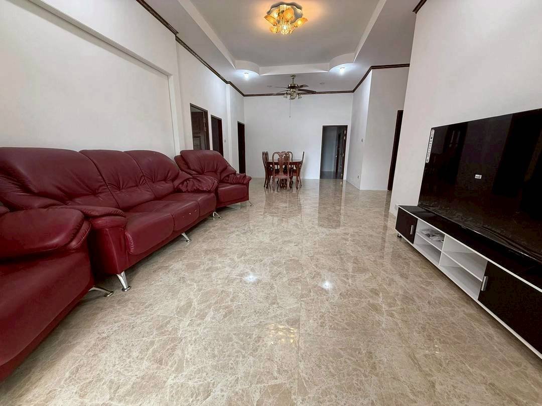 Baan Dusit Pattaya 1 Spacious 4-Bedroom Family Residence in a Prime Resort Zone - select property pattaya