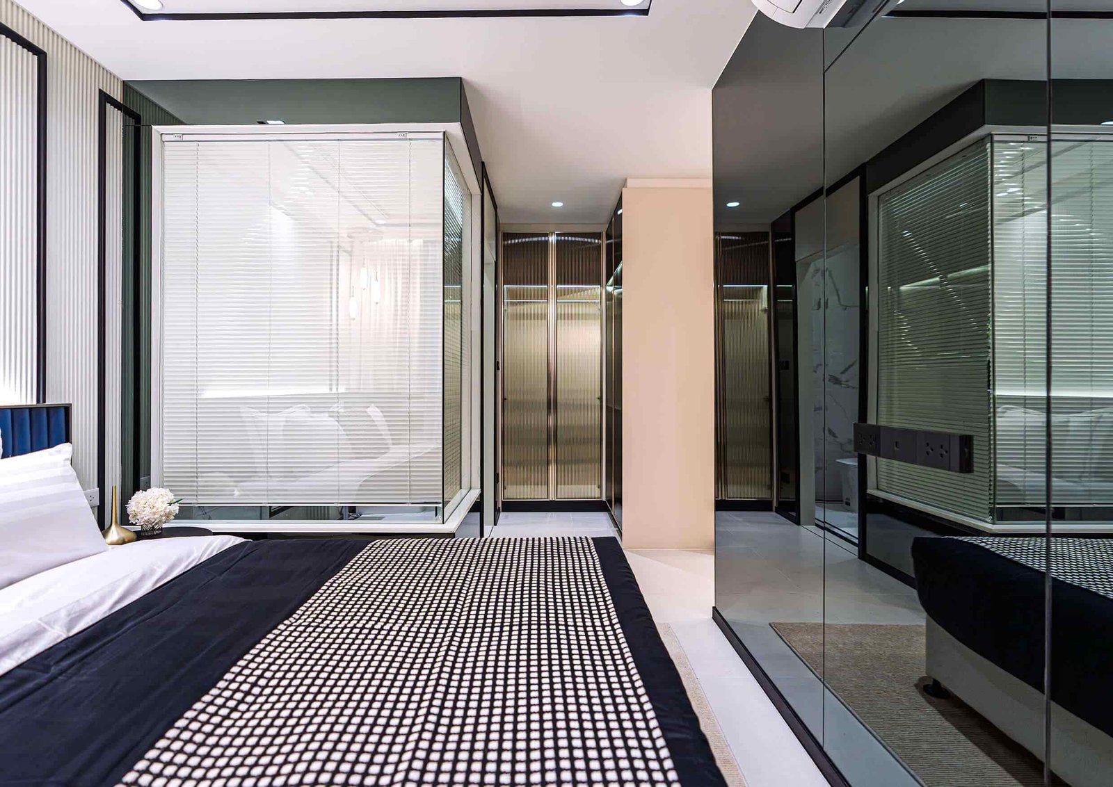 Embassy-Life-condominium-pattaya-dislomat-suit-2-bedroom-50-52-sqm-plan-select-property-pattaya-13