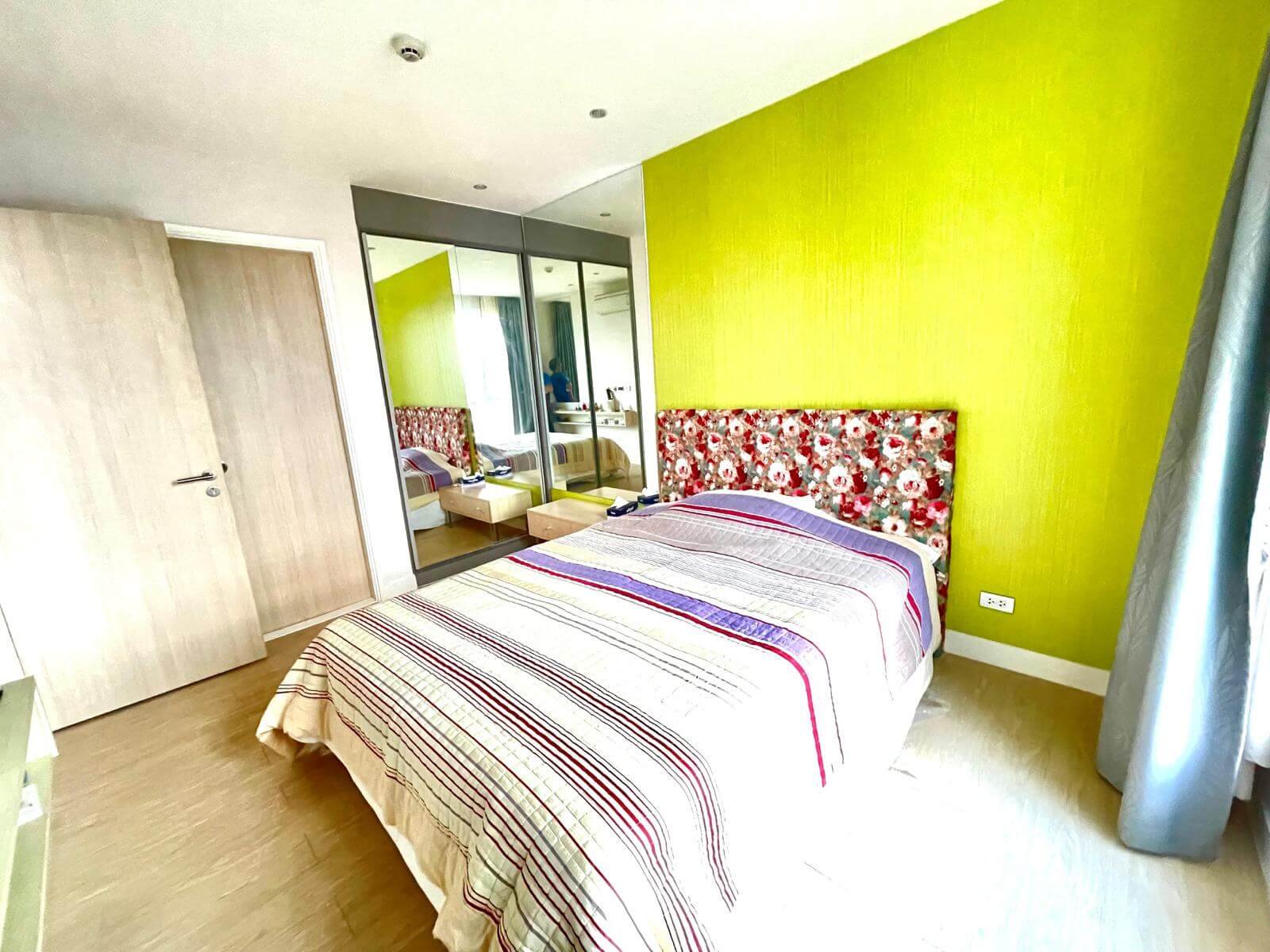 Grande Caribbean Resort High-Floor 2-Bedroom Pool View Residence on Thappraya Road - select property pattaya