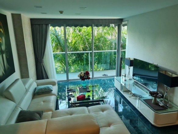 Laguna Heights Wongamat - Modern 2BR Luxury Condo 100m from the Beach - select properrty pattaya