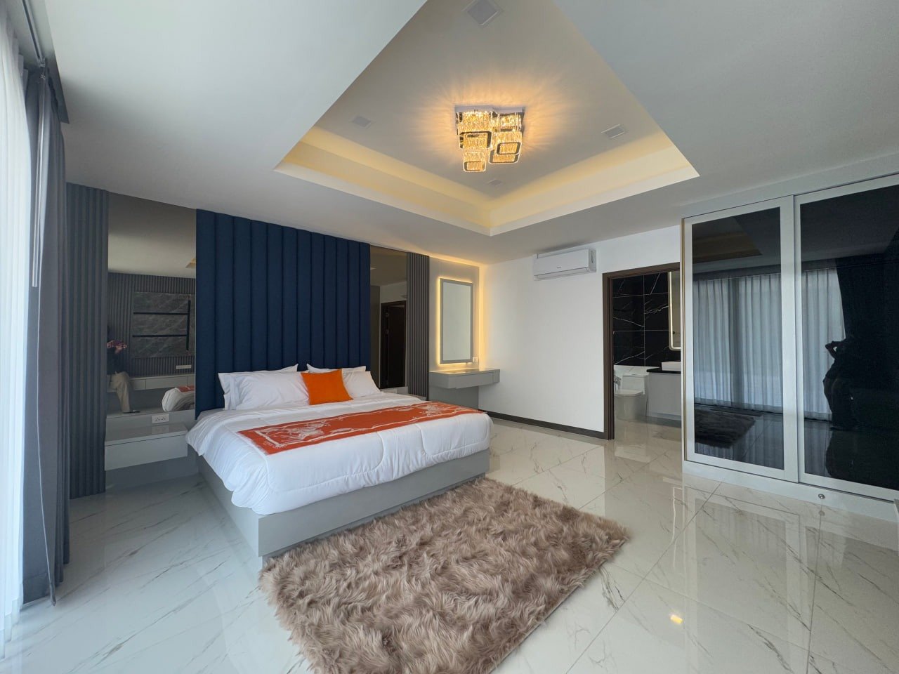 Newly Renovated 6-Bedroom Luxury Pool Villa – Ekmongkhon Village Jomtien - select property pattaya