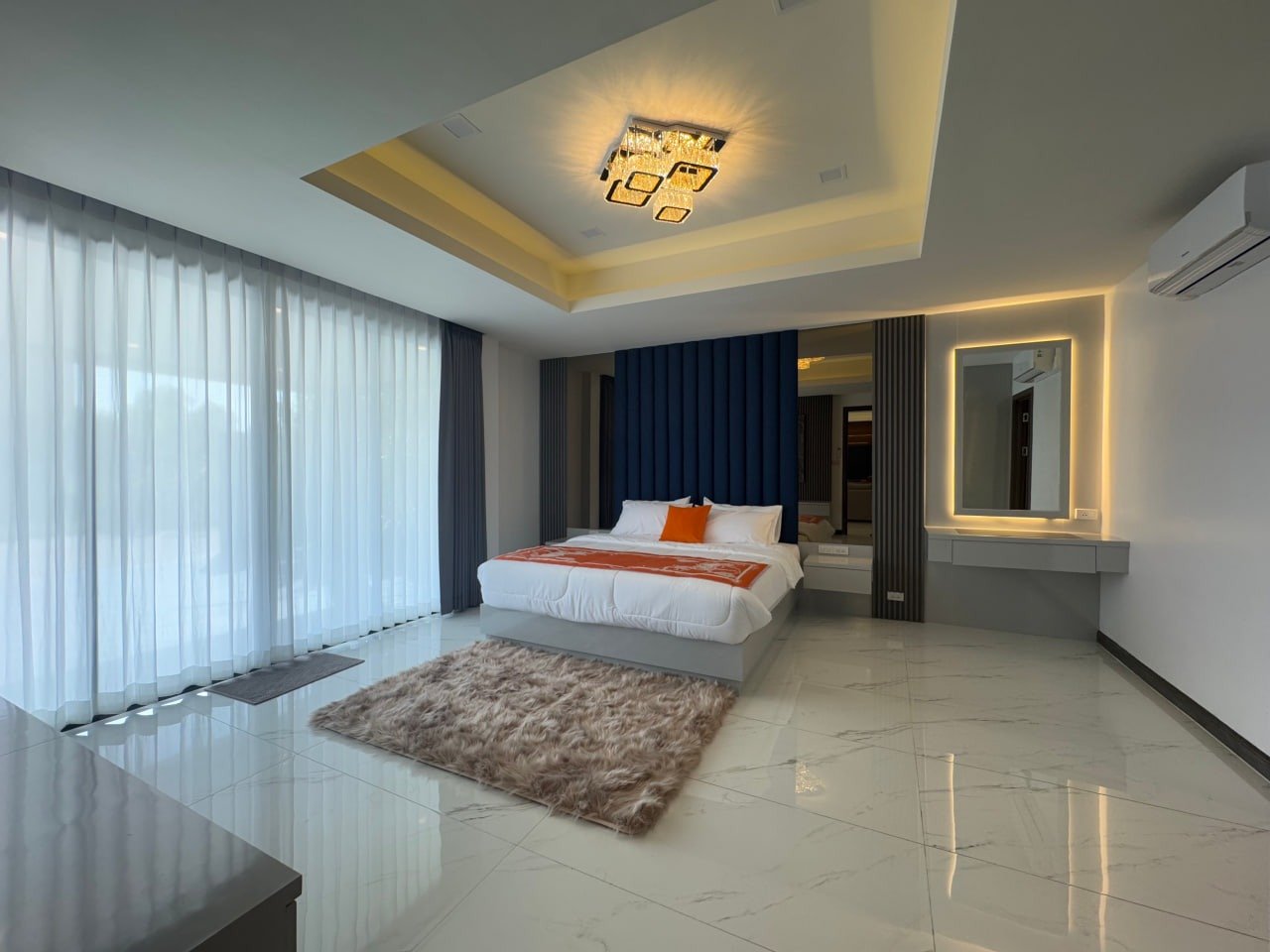 Newly Renovated 6-Bedroom Luxury Pool Villa – Ekmongkhon Village Jomtien - select property pattaya