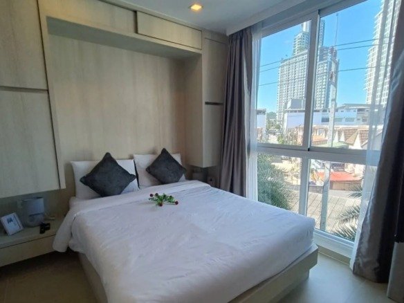 Olympus City Garden Mediterranean-Style 1-Bedroom under Foreigner Quota - select property pattaya