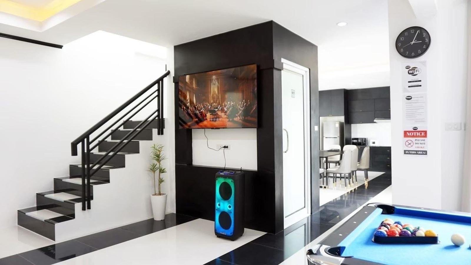 Primo Luxury Pool Villa – Modern 4BR Resort-Style Living in Huay Yai – select property pattaya (6) Primo Luxury Pool Villa - Modern 4BR Resort-Style Living in Huay Yai - select property pattaya