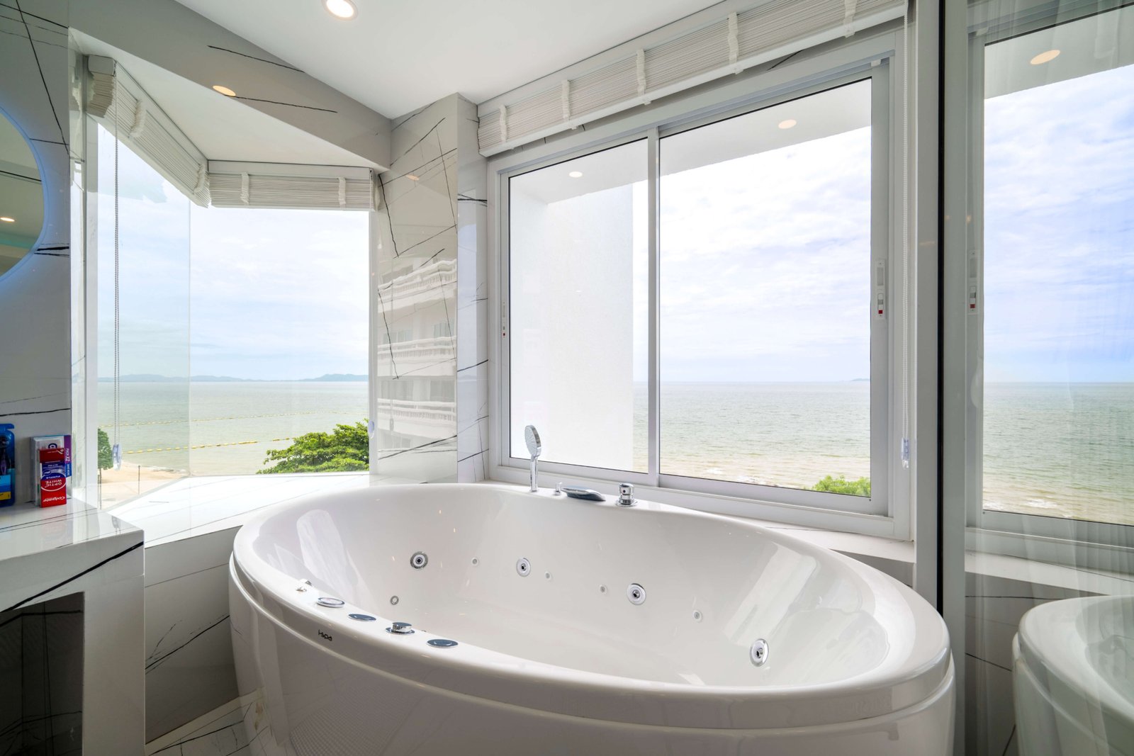 Sugar Beach Condominium Ultra-Exclusive 147 sq.m. Beachfront Garden Residence – select property pattaya (7) Sugar Beach Condominium Ultra-Exclusive 147 sq.m. Beachfront Garden Residence - select property pattaya