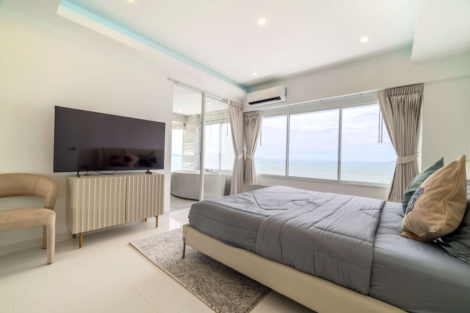 Sugar Beach Condominium Ultra-Exclusive 147 sq.m. Beachfront Garden Residence – select property pattaya (9) Sugar Beach Condominium Ultra-Exclusive 147 sq.m. Beachfront Garden Residence - select property pattaya
