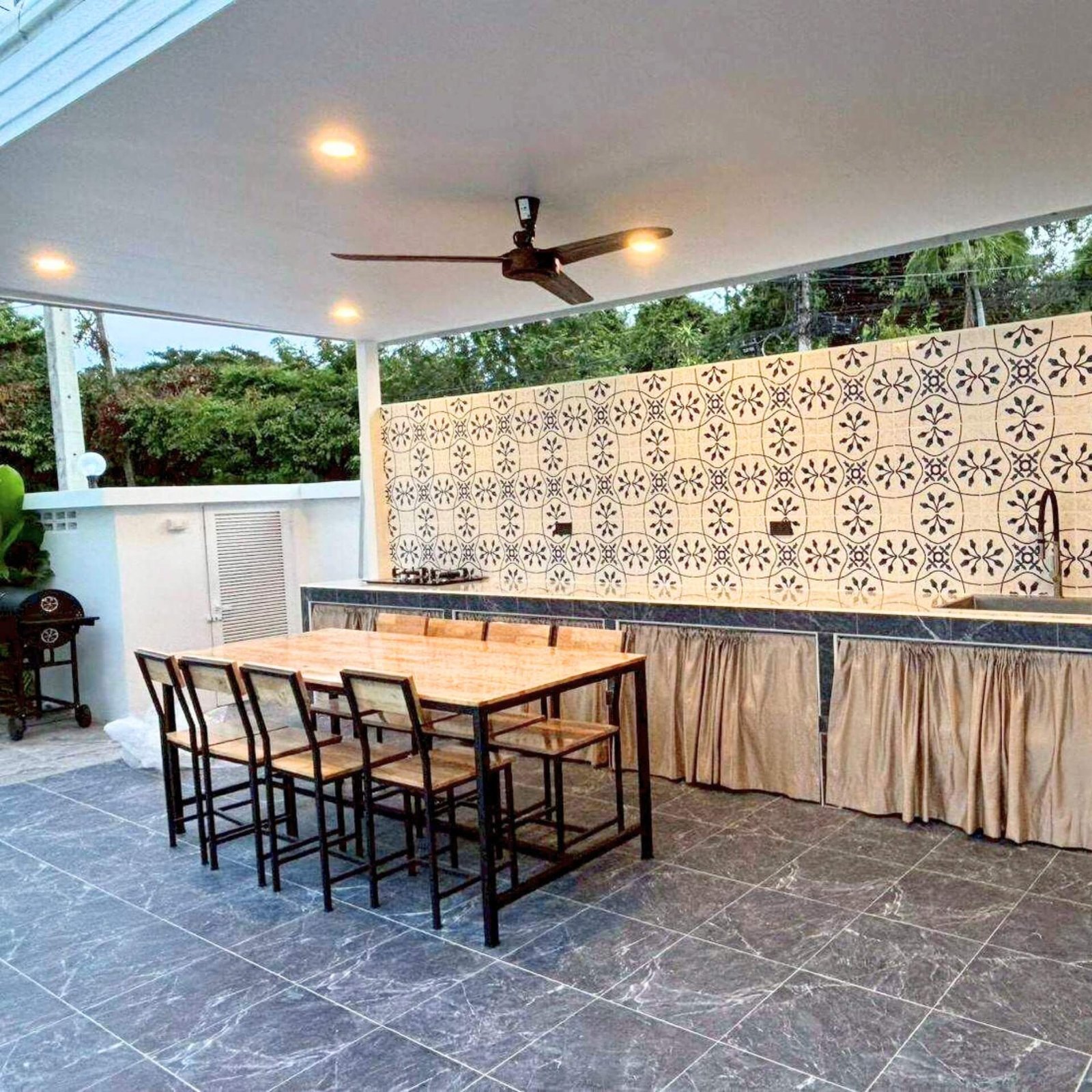 T.W. Garden Hill Ultra-Private 5-Bedroom Estate with Dual Master Suites & Wellness Wing – select properrty pattaya (15) T.W. Garden Hill Ultra-Private 5-Bedroom Estate with Dual Master Suites & Wellness Wing - select properrty pattaya