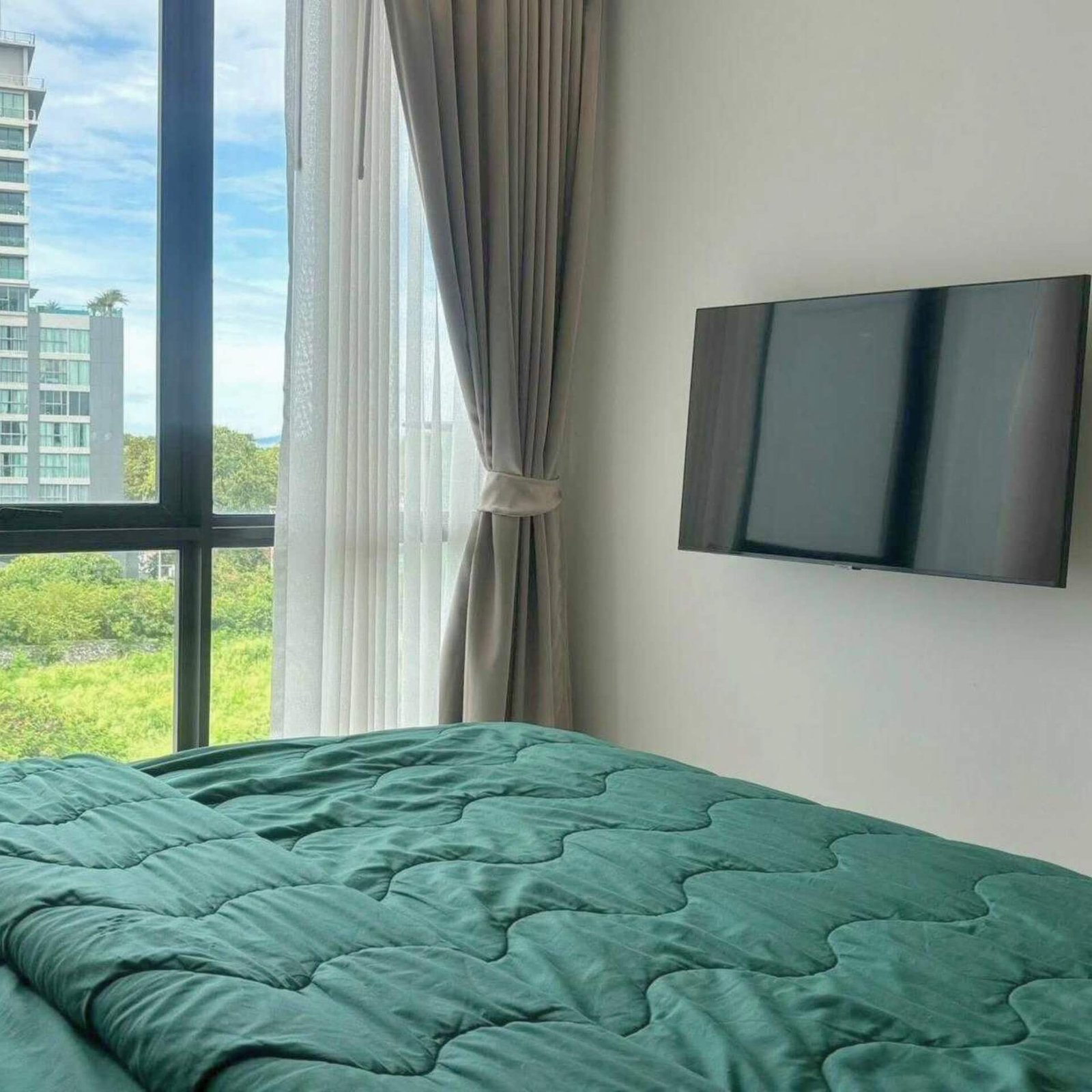 The Jewel Pratumnak 7th-Floor Sea View Residence at Cozy Beach - select property pattaya