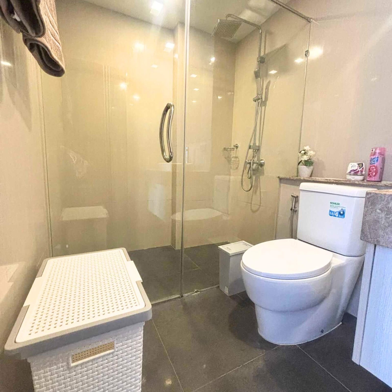 The Place Pratumnak Newly Renovated 4th-Floor Gem with Partial Sea Views - select property pattaya