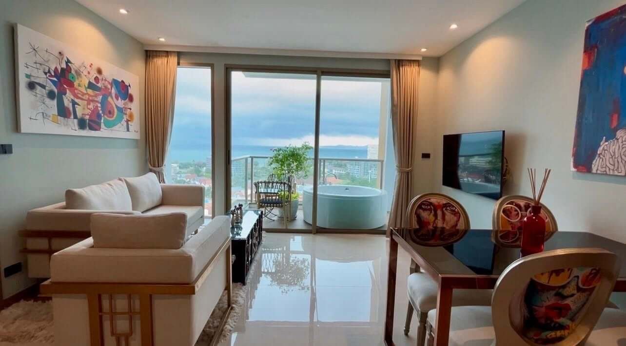 The Riviera Ocean Drive 13th Floor Luxury Sea-View Suite with Private Jacuzzi - select property pattaya