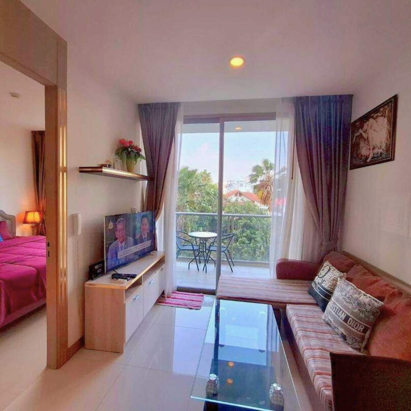 The Riviera Wongamat Resort-Style 1-Bedroom Pool View Suite in Pattaya’s Best Neighborhood - select property pattaya