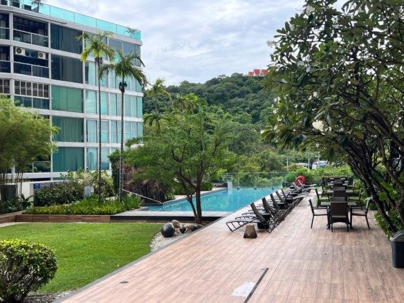 Unixx South Pattaya – Modern 1-Bedroom with Pool Side View - select property pattaya