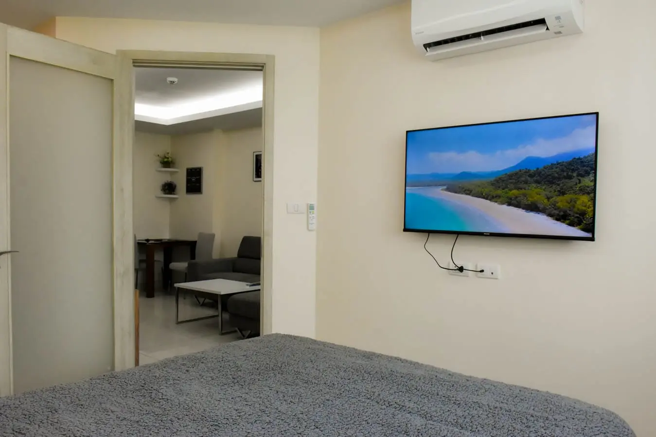 Water Park Condominium – Modern 1-Bedroom with Pool View & Prime Amenities - select property pattaya