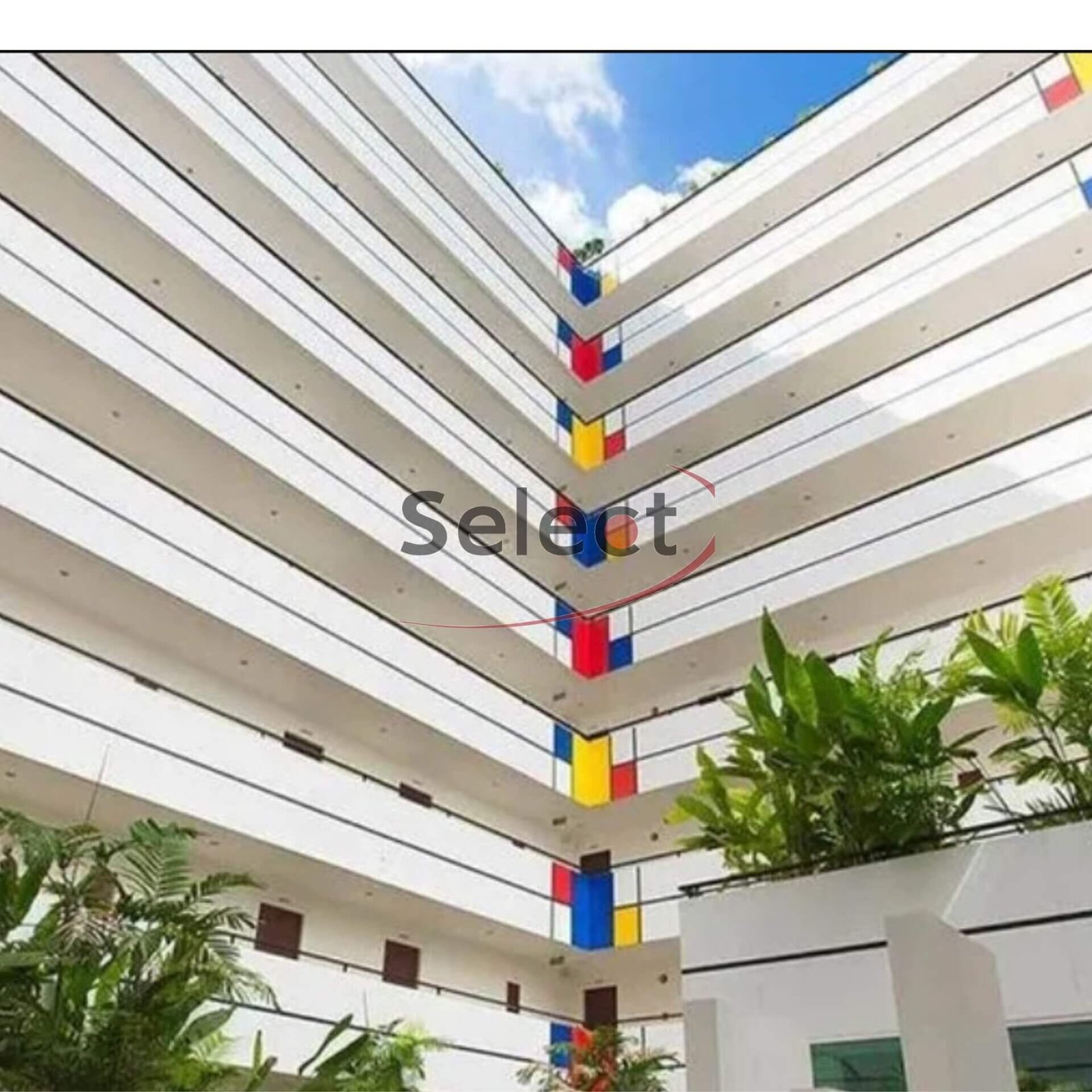 Art on the Hill – Modern 50sqm Corner Suite with Private Garden Outlook SSF2601162 - select property pattaya