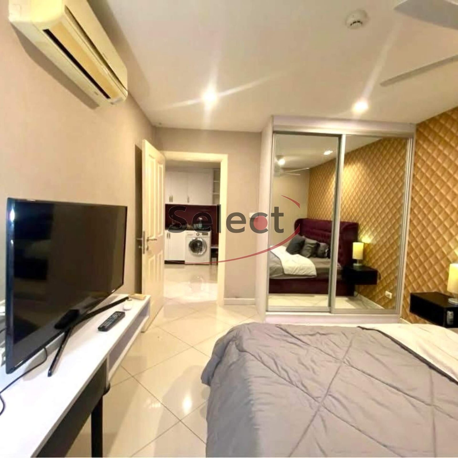 Art on the Hill – Modern 50sqm Corner Suite with Private Garden Outlook SSF2601162 - select property pattaya