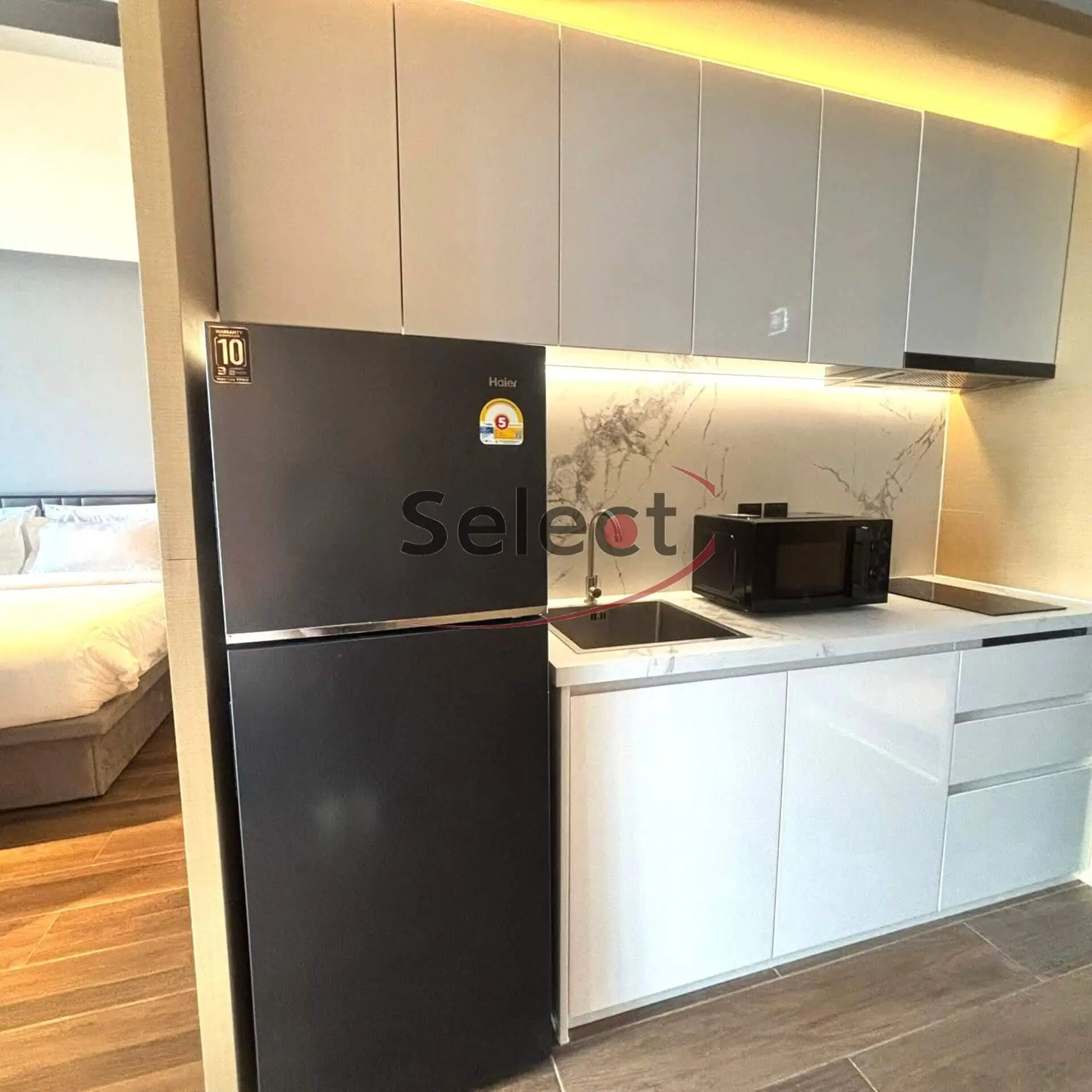 Beverly Mountain Bay - Modern 15th Floor 2-Bedroom Suite on Pratamnak Hill RS260182 - select property pattaya