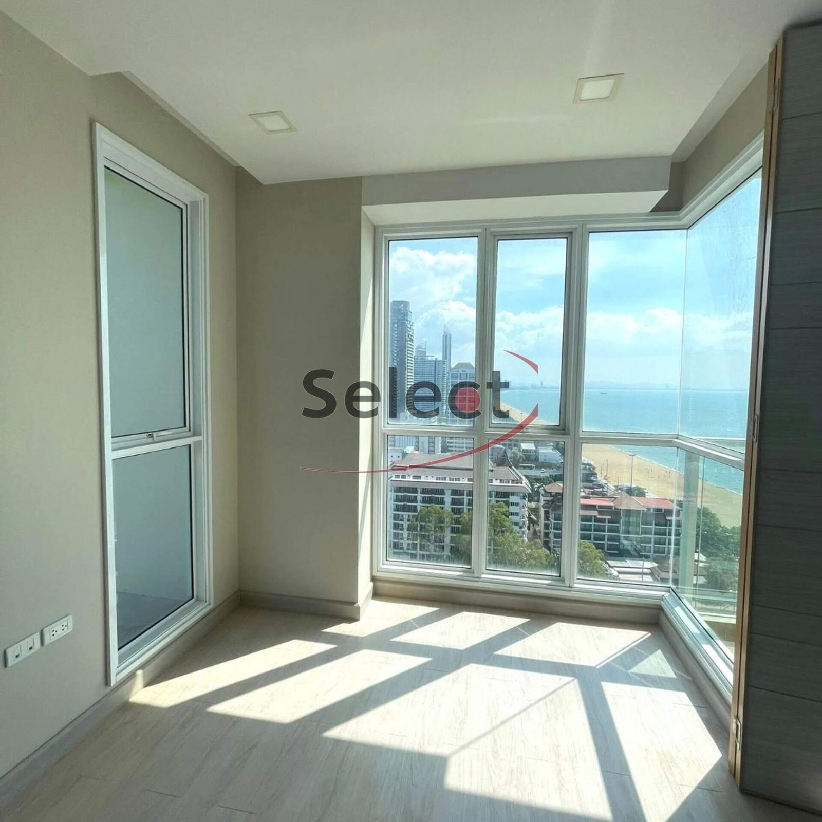 Cetus Beachfront Pattaya – High-Floor Luxury Living on the Jomtien Shoreline SSF2601164 - select property pattaya
