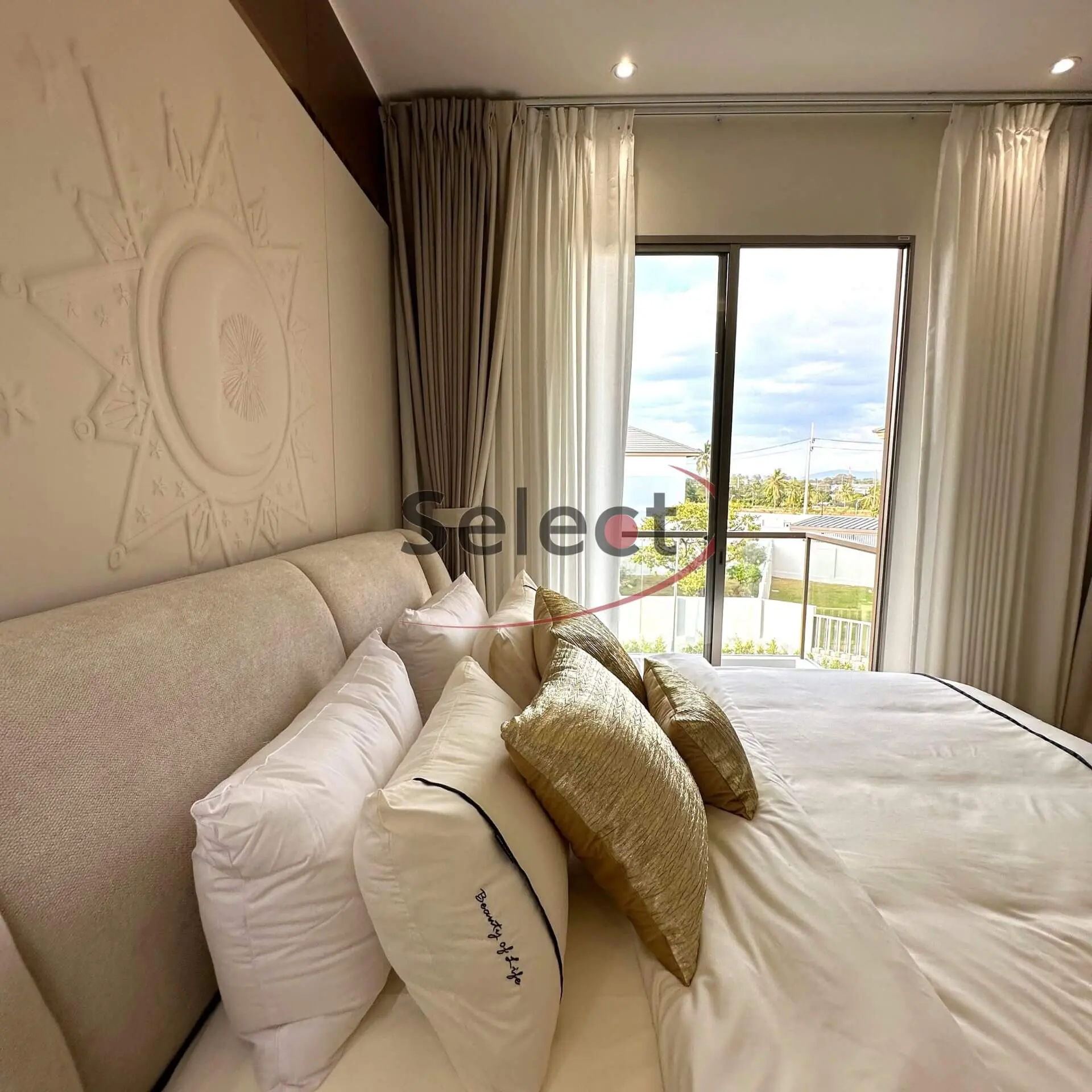 Horizon by Patta – Prestigious 5-Bedroom Pool Villa in Exclusive Nong Pla Lai Enclave SSC2601170 – select property pattaya (13) Horizon by Patta – Prestigious 5-Bedroom Pool Villa in Exclusive Nong Pla Lai Enclave SSC2601170 - select property pattaya