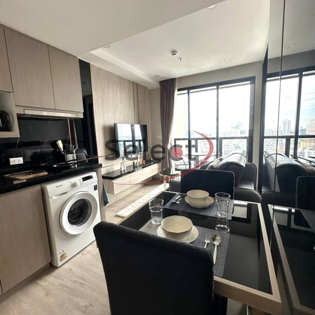 Luxury 28th-Floor City View Residence at The Panora Pattaya - Pratamnak Soi 5 RS260295 - select property pattaya