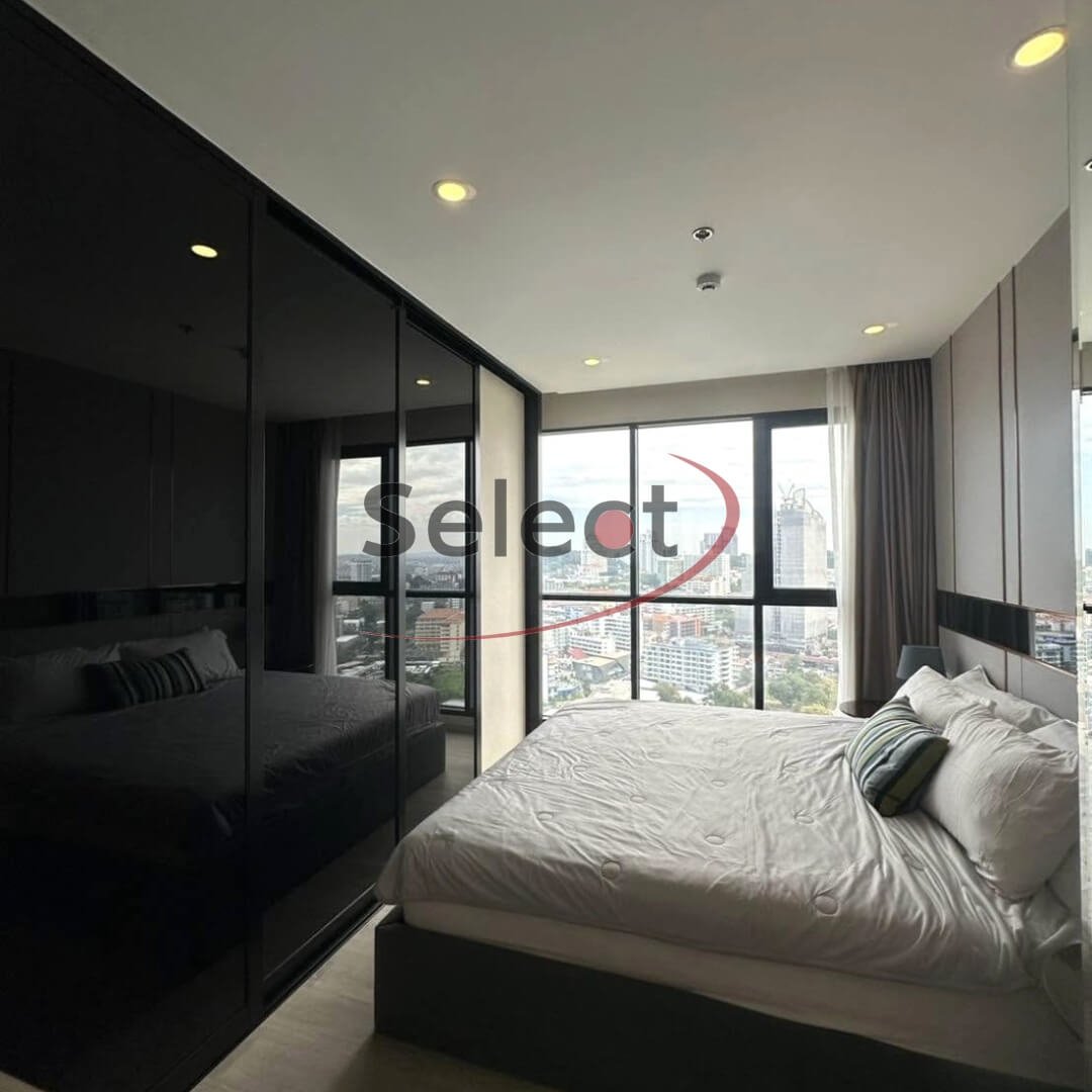 Luxury 28th-Floor City View Residence at The Panora Pattaya - Pratamnak Soi 5 RS260295 - select property pattaya