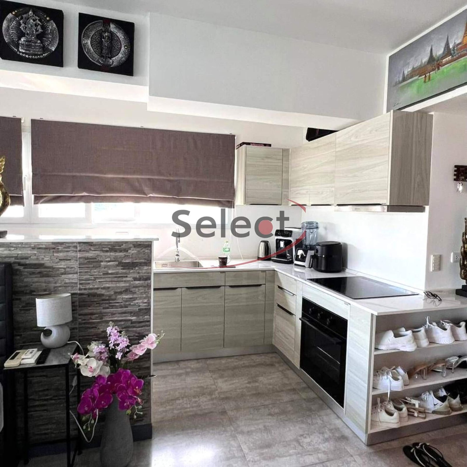 Newly Renovated 9th Floor Studio with Partial Sea View at Sombat Pattaya Condotel SSC2602179 - select property pattaya