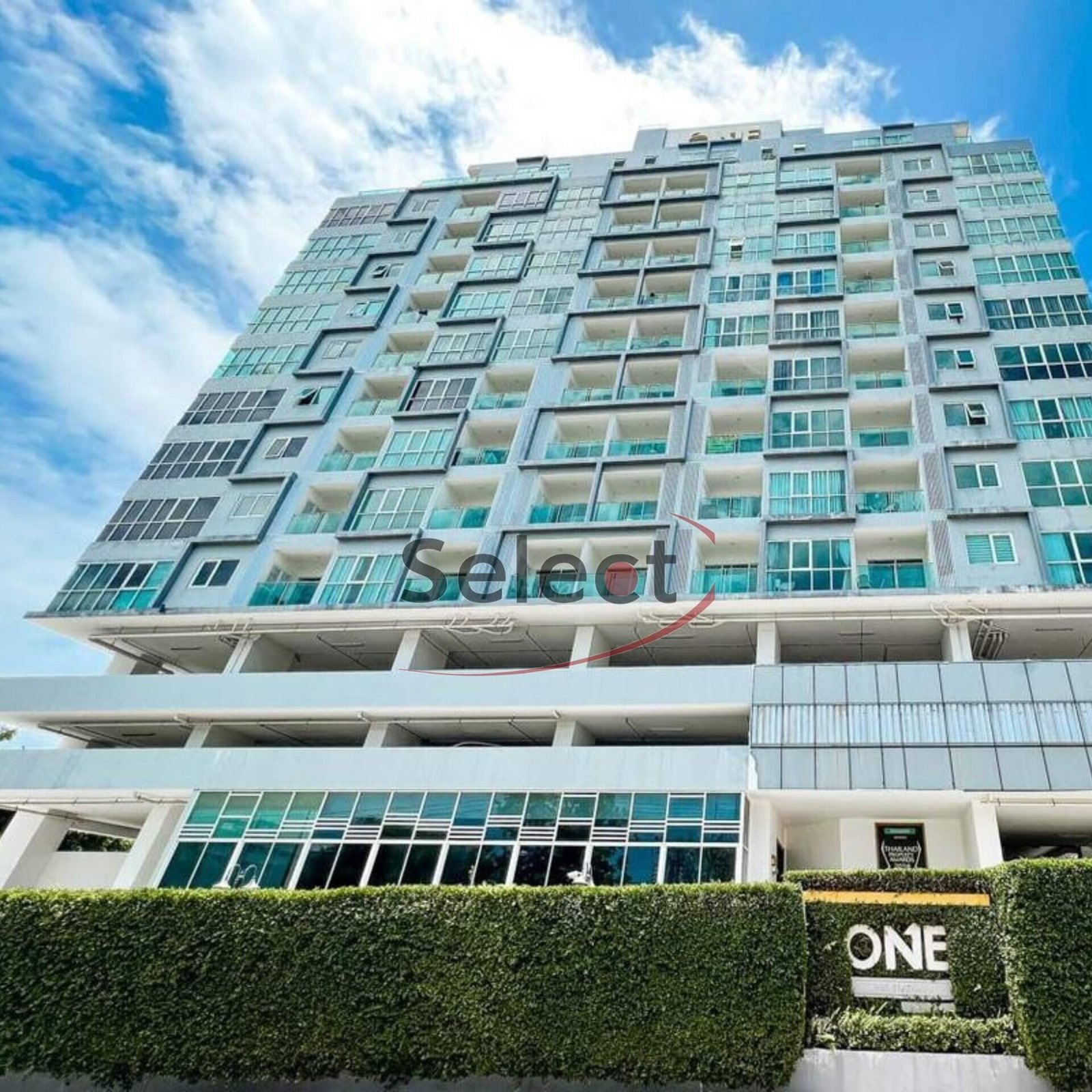 One Tower Pratumnak – High-Rise Luxury with 180° Sea Views Just 200m to Beach SSF2601161 - select property pattaya