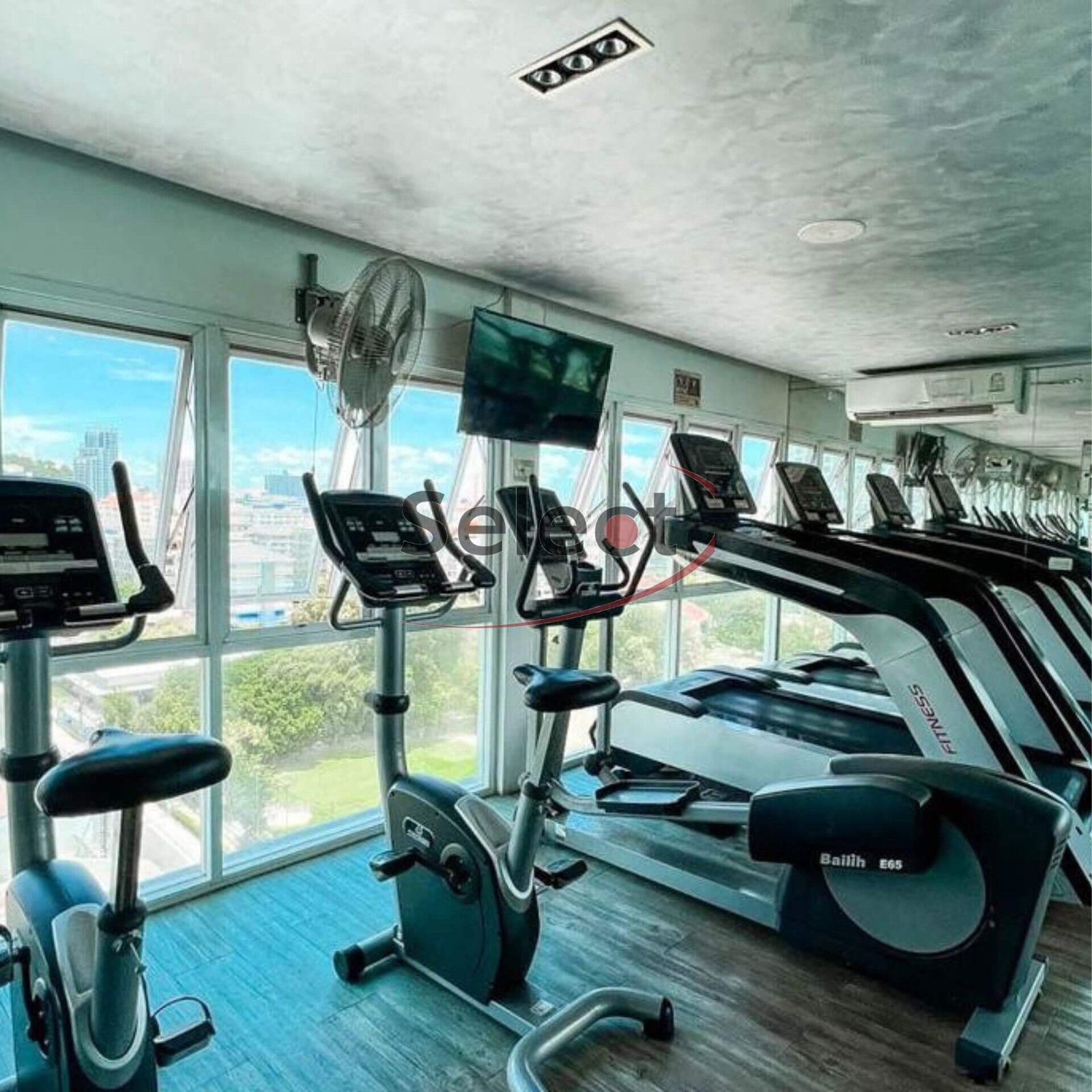 One Tower Pratumnak – High-Rise Luxury with 180° Sea Views Just 200m to Beach SSF2601161 - select property pattaya