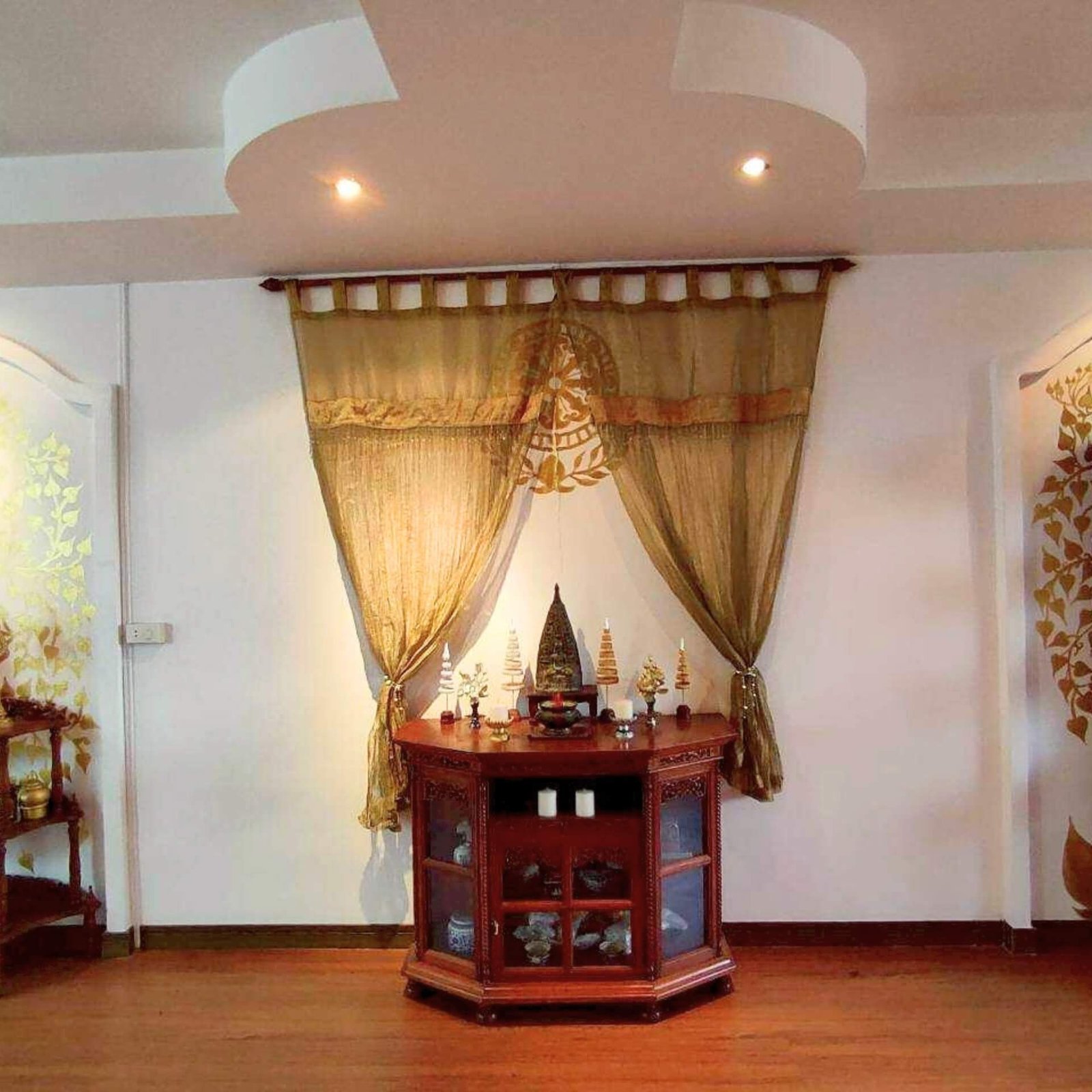 Pratamnak Soi 6 Spacious 4-Storey Private House Near Beach & Night Market SST2512128 - select property pattaya