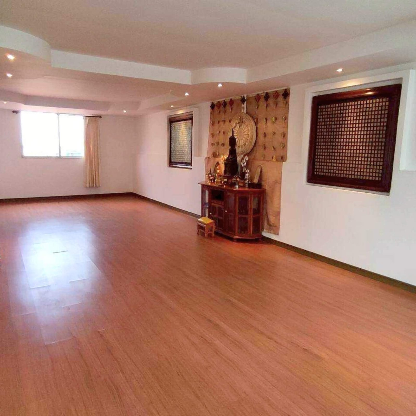 Pratamnak Soi 6 Spacious 4-Storey Private House Near Beach & Night Market SST2512128 - select property pattaya