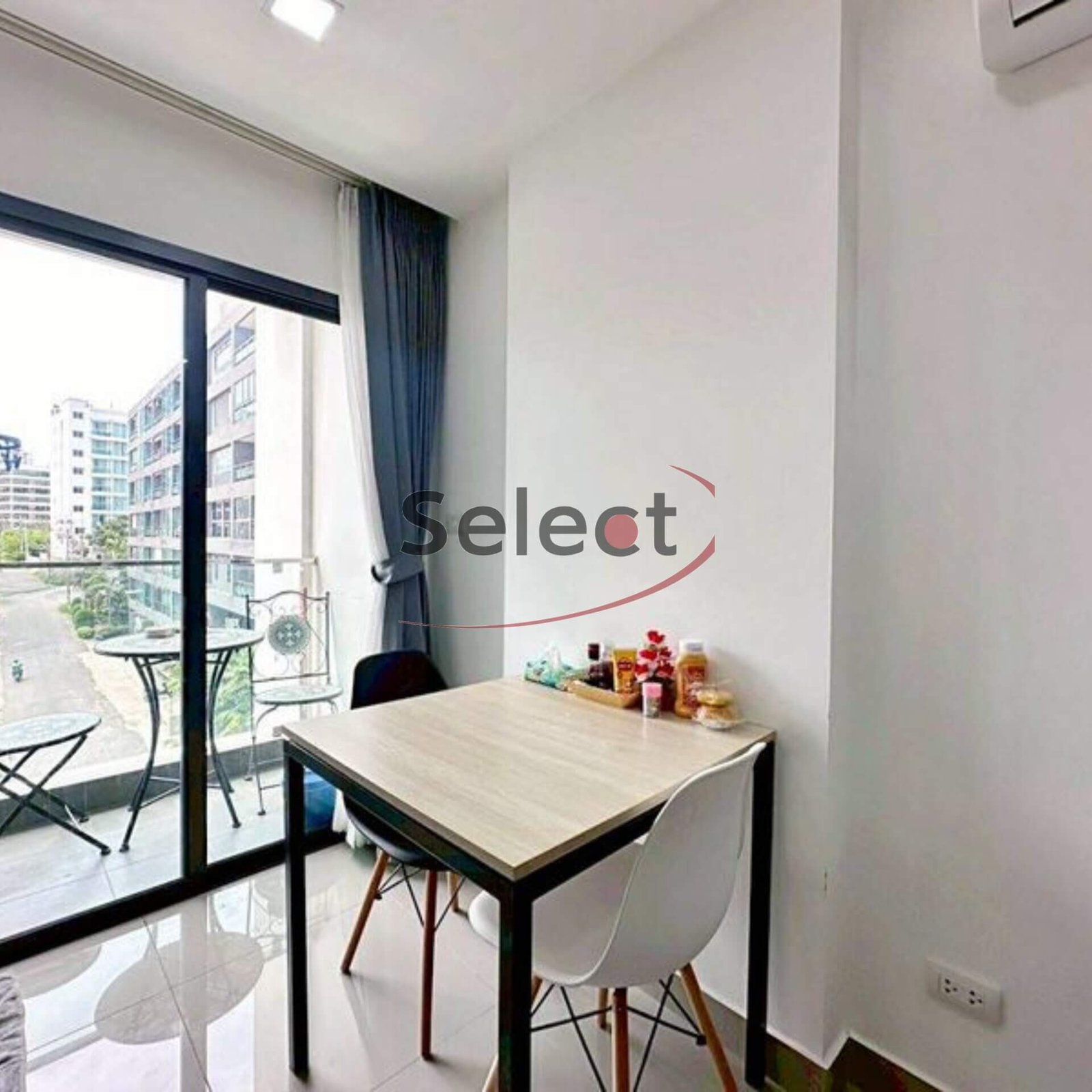 Siam Oriental Star – Modern 8th-Floor Executive Suite with Panoramic City Views SSF2601163 – select property pattaya (1) Siam Oriental Star – Modern 8th-Floor Executive Suite with Panoramic City Views SSF2601163 - select property pattaya