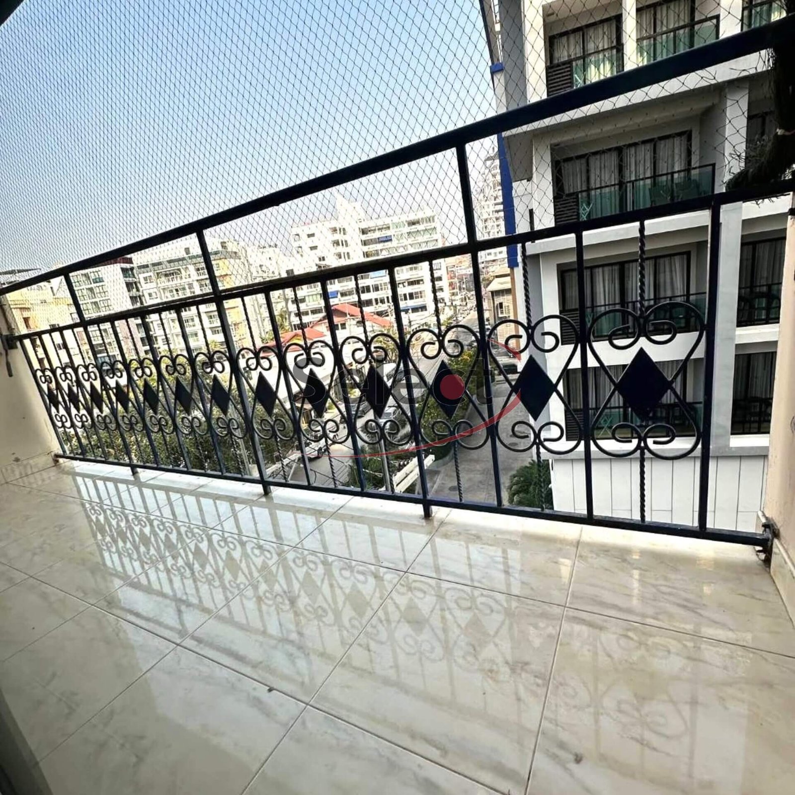 Sombat Condo View - Spacious Corner Unit with Pet-Friendly Living SSF2601159 - select peoperty pattaya