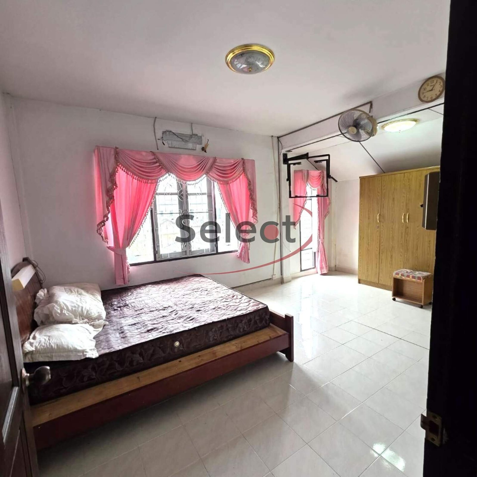 Spacious 2-Storey Detached House – Prime Soi Noen Plub Wan Location SST2601152 – select property pattaya (2) Spacious 2-Storey Detached House - Prime Soi Noen Plub Wan Location SST2601152 - select property pattaya